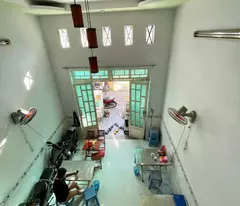selling 3-storey house on tan thoi hiep 29 street, tth ward, district 12, area 52m2 (4mx13m). pine car alley. price 4.3 billion