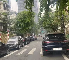 selling 325m2 villa, 390 billion at ton duc thang, ben nghe, district 1, hcm