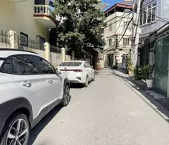 selling 33.7m2, actually building 42m2 5-storey house, lane 195 vu xuan thieu, avoid car traffic