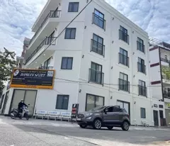 selling 4-floor serviced apartment 210 m², right next to universities, tang nhon phu a ward