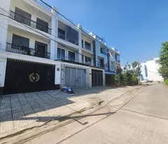selling 4-storey front house in le boi 5x20 for only 10 billion -0931172218