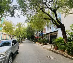 selling 4-storey house in an phu hung residential area, tan phong ward, district 7 - area 72m2 - road 12m - price only 13.8 billion