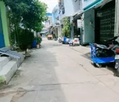 selling 4-storey house on 6m street, close to kinh duong vuong binh tan - 64m2 - 5.2 billion still negotiable.