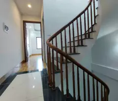 selling 42m2 house at the non ngo nang lane intersection near a 4-floory car, slightly 4 billion