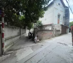 selling 42m2 of land on phu minh street, 2 frontages, van tri, minh khai, bac tu liem