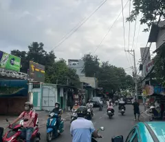 selling 5-storey front house 56x85m for 250 billion tan thoi nhat street 8
