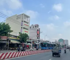selling 5-storey house with frontage on huynh tan phat phu my district 7, 100m2, 5m wide, only 21 billion