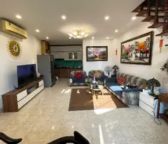 selling 50m nguyen khoai to give away a beautiful, sparkling house right in hoang mai