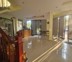 selling 6-floor service house in yen nghia ha dong, 50m 2-sided corner lot, sidewalk, car x 18 billion 8