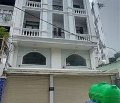 selling 6-storey building - 600m2 floor, tran trong cung - district 7, contract 150 million/month