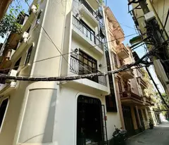 selling 6-storey ccmn building on cau giay street, cash flow nearly 700 million/year, open alley, 45m, 9.5 billion