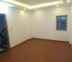 selling 6-storey house in #long_bien ward. #car comes into the house, #business is bustling. clear car alley. price 4.x billion.