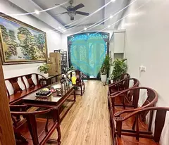 selling 6-storey house of 40m2 in ho tung mau