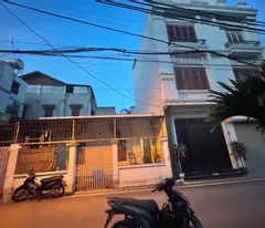 selling 60m of land with a 4-level house in trau quy - gia lam, clear alley, avoid cars, right next to vin ocean park,