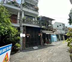 selling 6m car house tan ky tan quy, tan phu district, 4.3 x 12m, 4.2 billion