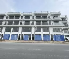 selling 71.4m2 shophouse metropolitan - 22m wide street front - opposite the flower garden of hoa district cultural house