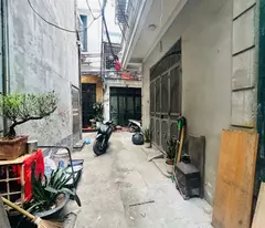 selling 73m lac trung to give to sh's house, turning close to hai ba trung street