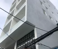 selling 8-storey tu hiep building, 165m, avoid cars, cash flow 5%, price 2x billion! qt call now 097xxx