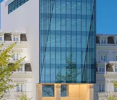 selling 9-storey office building on hoang ngan street, prime location. area 212m2, mt 12m. price 150 billion