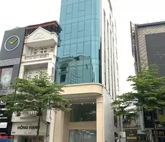 selling 9-storey office building on ton duc thang street. corner lot location. area 110m2. price 70 billion