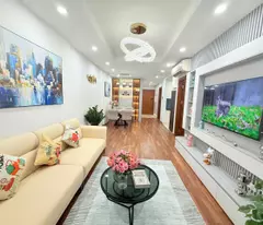 selling a 2 bedroom - 2 bathroom apartment at vip goldmark city building, -136 ho tung mau
