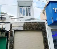 selling a 2-storey house with business frontage on pham hung street, ward 4, district 8