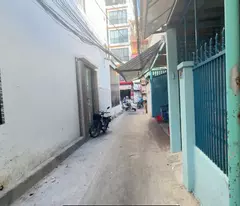 selling a 3-front narrow house right in nha trang city - only after 1 house.