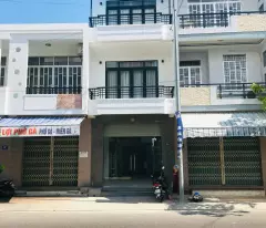 selling a 3-storey house in the center of nha trang city - beautiful facade - fully furnished