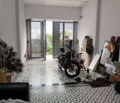 selling a 3-storey house on street 182, tang nhon phu a, district 9, thu duc, hcmc. area 50m2, pink book, price 5.6 billion.