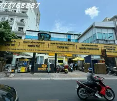 selling a 3-storey house - width 22, area 400m2, number 4 tran quang dieu, ward 13, district 3