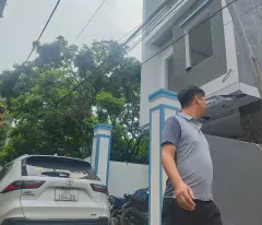 selling a 3-storey house with 1 tum, private yard near yen nghia bus station - ha dong