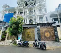 selling a 4-storey house of 80m2, at street 48, hiep binh chanh, thu duc, ho chi minh city. price only 8.65 billion, pink book