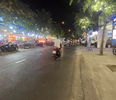 selling a 4-storey house with 15x45m frontage for 26 billion on song hanh street