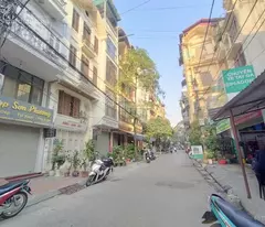 selling a 40m2, 5-storey fortress house, 14 billion 99