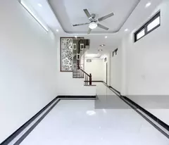 selling a 40m2 private house next to giang xa market, tram troi. design of 4 bedrooms. clear alley, convenient for cars