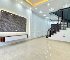 selling a 43m2 house next to dan phuong high school. modern design, 4 floors, 4 bedrooms, move in immediately