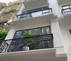 selling a 5-storey house on kim ma street, ba dinh, business lane, 37m, frontage nearly 5m, 9.15 billion.