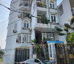 selling a 5-storey house on the corner of 2mt thanh my loi, district 2, super good location, main truck road