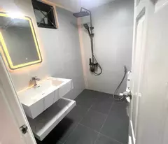 selling a 5-storey street house x 42m, large frontage fully furnished at de la thanh street, dong da, hanoi