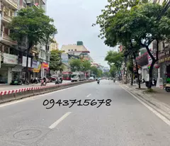selling a 6-storey house on lac long quan street, 6 floors, elevator.