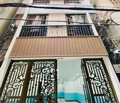 selling a 7-storey house next to hanoi university of industry. design of 21 cash flow apartments. contact 0986732688