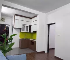 selling a collective apartment on the 3rd floor, nghia tan, 70m2, 2 bedrooms, corner apartment, car accessible, 3 billion 5