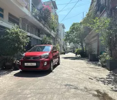 selling a dilapidated house and giving a construction license to quang trung's social house with a commercial space of 4m 56m2, convenient to build a super product for only 5.6 billion.