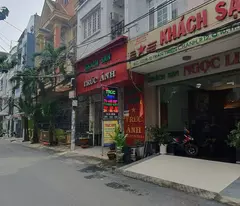 selling a house currently operating a el right on tran thien chanh - district 10 - 5x15, 11 rooms, price 24 billion, remaining tl