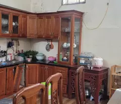 selling a house on khuong dinh street, thanh xuan district, cars stop day and night in front of the house