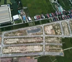 selling a plot of land in the center of bich dong town - viet yen for 2.2 billion.