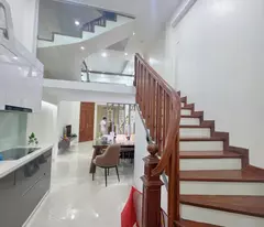selling a private house of 45m2 on hoang hoa tham street, fully furnished
