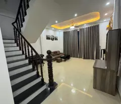 selling a spacious 2-storey house of 88m2, 6.5m wide, car alley, open space, next to phuoc binh