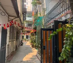 selling a sparkling 5-storey luong khanh thien house, built by 2 people with hoang mai ventilation