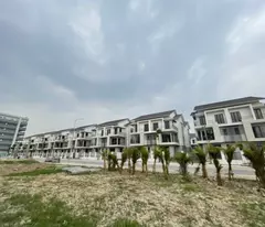 selling a super beautiful villa at centa riverside tu son
